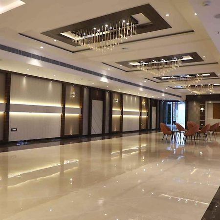 Alīgarh Golden Stone Resorts מראה חיצוני תמונה